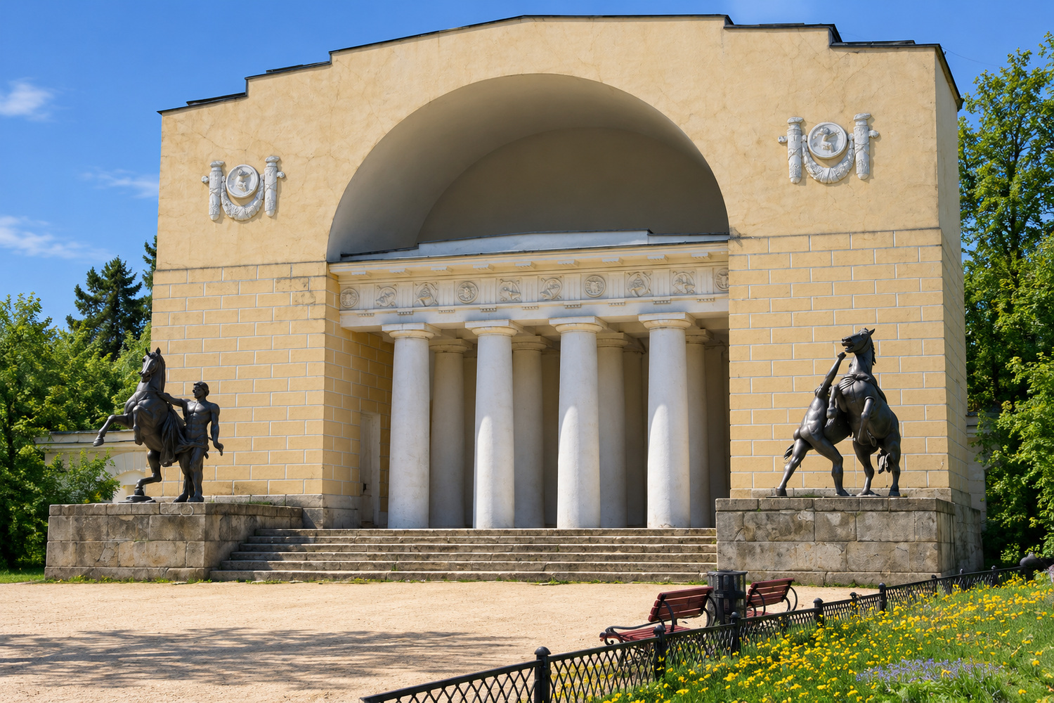 Музыкальный павильон Конного двора в Кузьминках