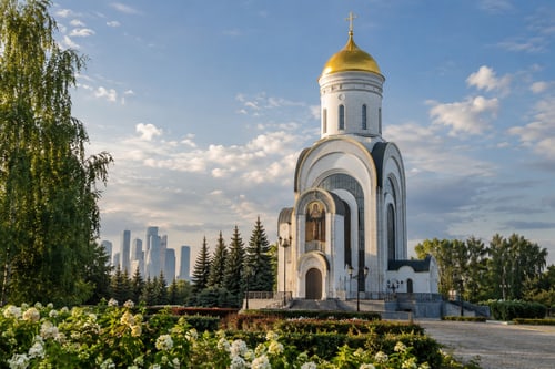 Храм в Парке Победы