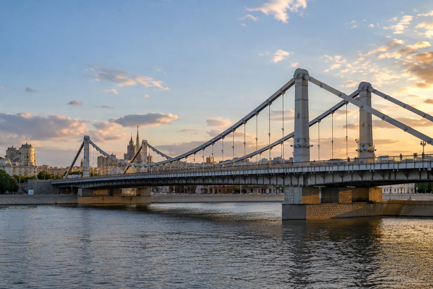 Крымский мост через Москву-реку